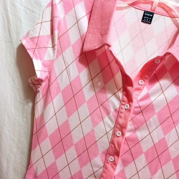 NWT💕SHEIN Pink on Pink Romper - Picture 7 of 16